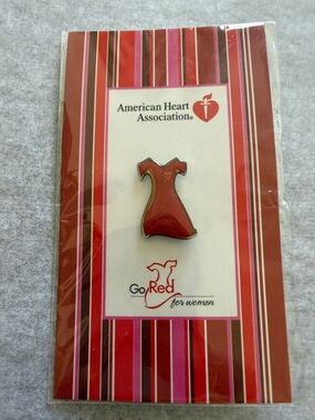 Go RED for women American Heart Association red dress pin, in original wrap